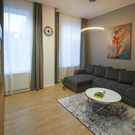 Mianelly Center Apartment Констанца Екстериор снимка