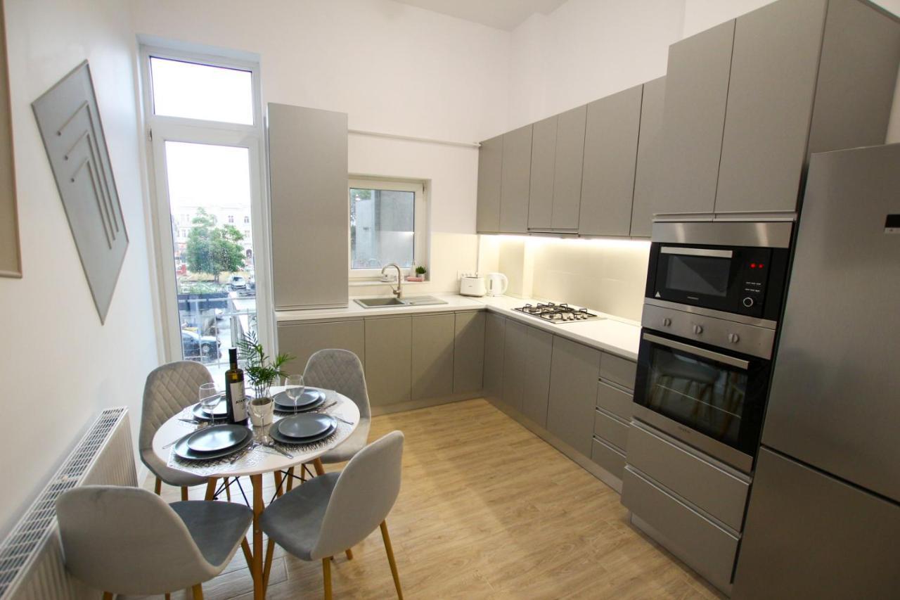Mianelly Center Apartment Констанца Екстериор снимка